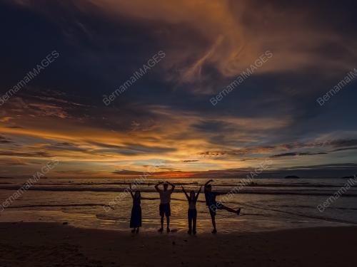 PANTAI TANJUNG ARU