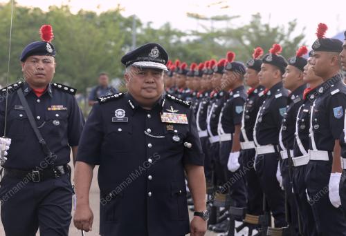 DATUK IDRIS ABDULLAH