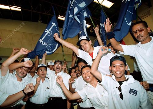 SB02-05_07_2001_PEMUDA_28012016