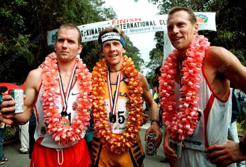 SB02-08_10_2000_LARIAN_GUNUNG_08102000