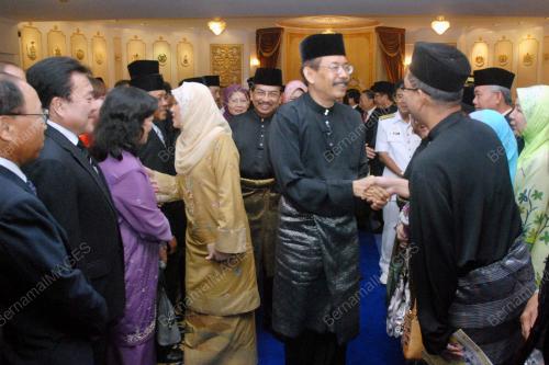 SB02_01012011_SUMPAH_JAWATAN