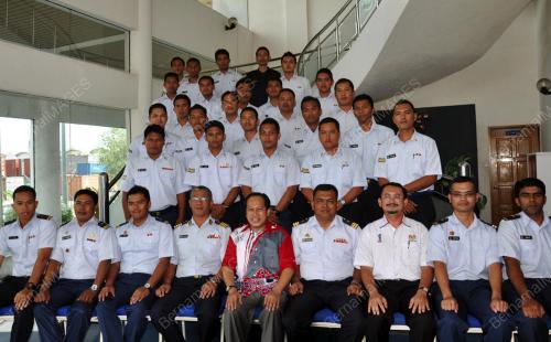 SB02_01032012_APMM