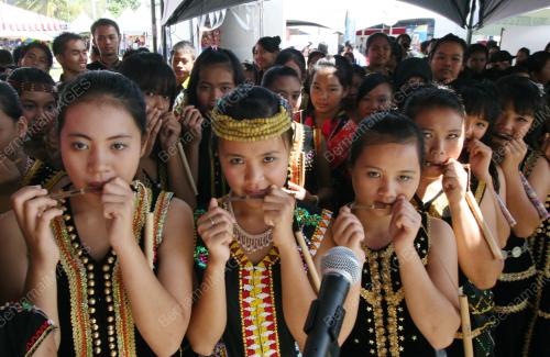 REKOD MUZIK BUNGKAU SABAH