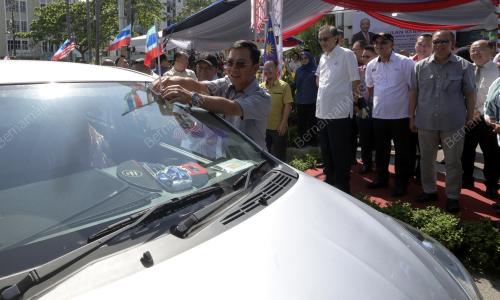 DATUK SERI JOACHIM GUNSALAM
