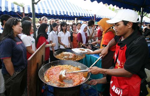 BAZAAR RAMADAN DI KOTA KINABALU