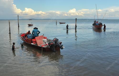 KOMUNITI NELAYAN