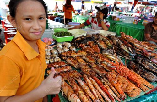 MAKANAN LAUT SEGAR