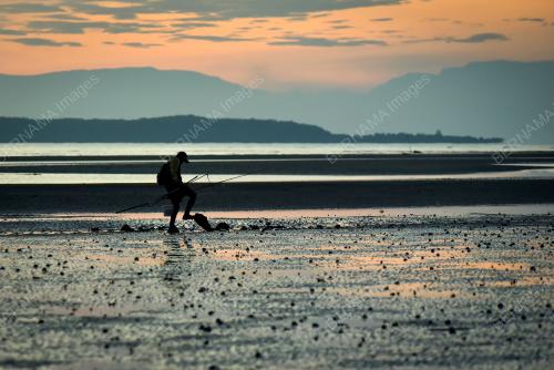 PANTAI TANJUNG ARU NELAYAN LABUAN