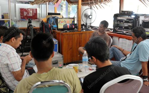 SB02_03042013_BUBAR