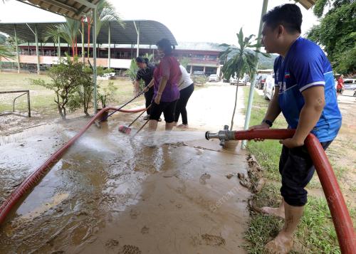 PEMBERSIHAN SEKOLAH ST MICHAEL PENAMPANG