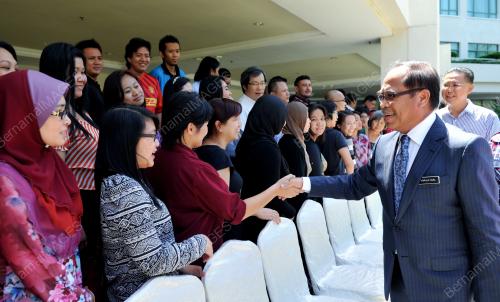 SB02_04022013_BERSAMA_MEDIA