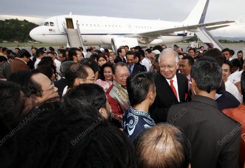MOHD NAJIB TUN ABDUL RAZAK