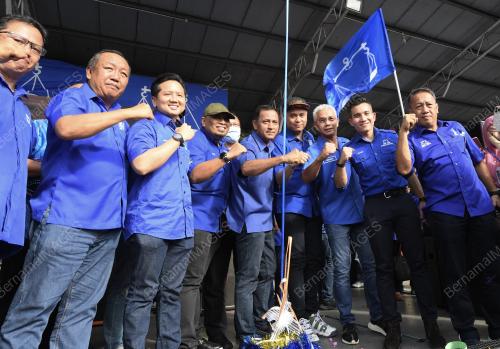 HIMPUNAN BIRU BN TAWAU