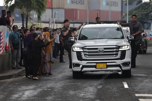 AL-SULTAN ABDULLAH RI'AYATUDDIN AL-MUSTAFA BILLAH SHAH