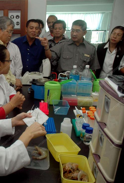 DR MAXIMUS ONGKILI