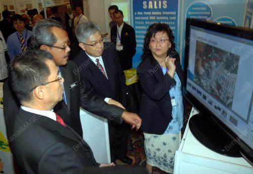 DATUK DR YEE MOH CHAI