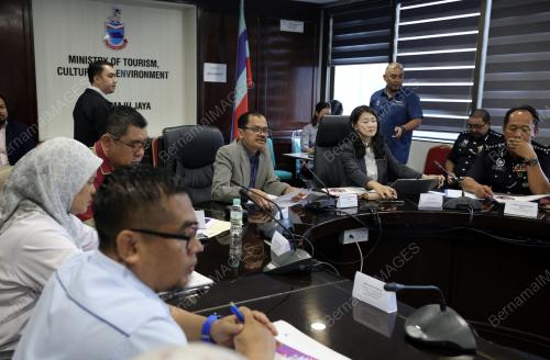 DATUK MOHAMAD FAUZI MD ISA