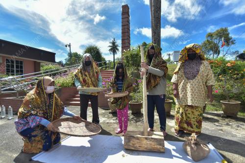 SINGGAH SANTAI MUZIUM CHIMNEY