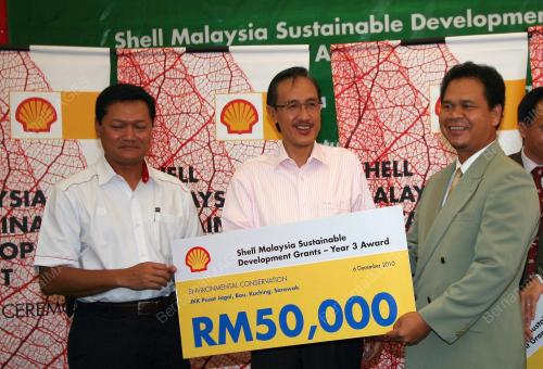 DATUK MASIDI MANJUN