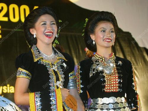 UNDUK NGADAU