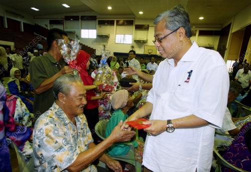 ISMAIL SABRI YAAKOB