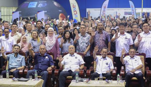 DATUK MOHAMMAD YUSOF APDAL