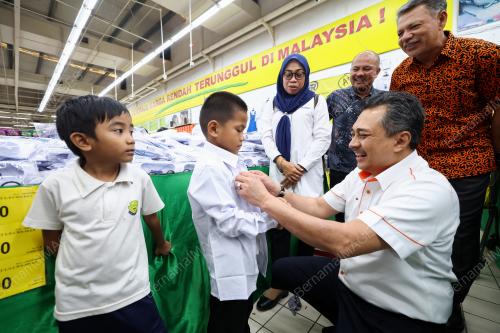 MYAIRPORTCARES CERIA KEMBALI KE SEKOLAH