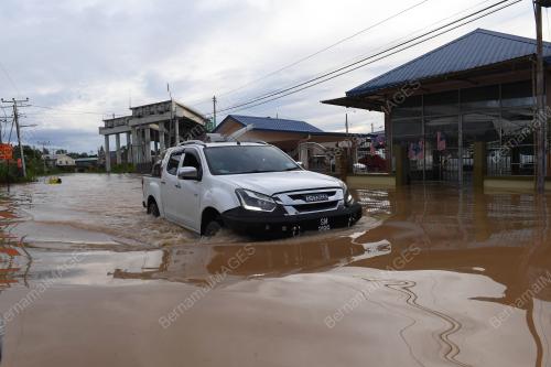 BANJIR KAMPUNG KETIAU PUTATAN