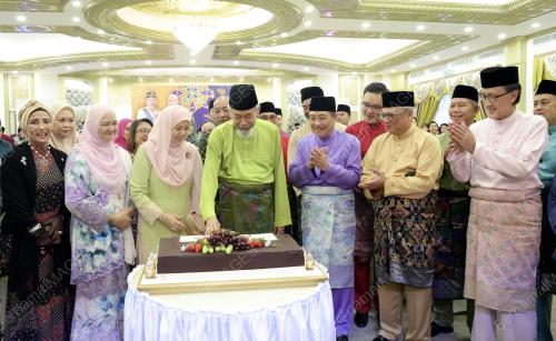 TUN JUHAR MAHIRUDDIN