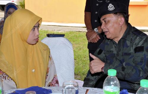SB02_11102014_ZAKIA