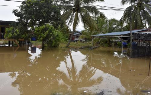 SB02_12082018_BANJIR