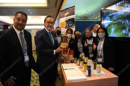 DATUK SERI MASIDI MANJUN