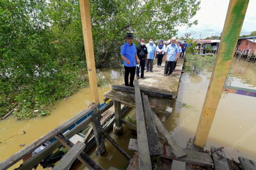 DATUK SERI DR. RONALD KIANDEE