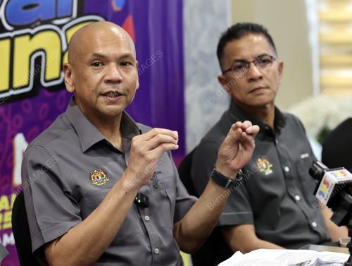 DATUK ARMIZAN MOHD ALI