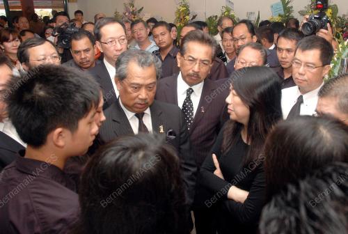 MUYHIDDIN MOHD YASSIN