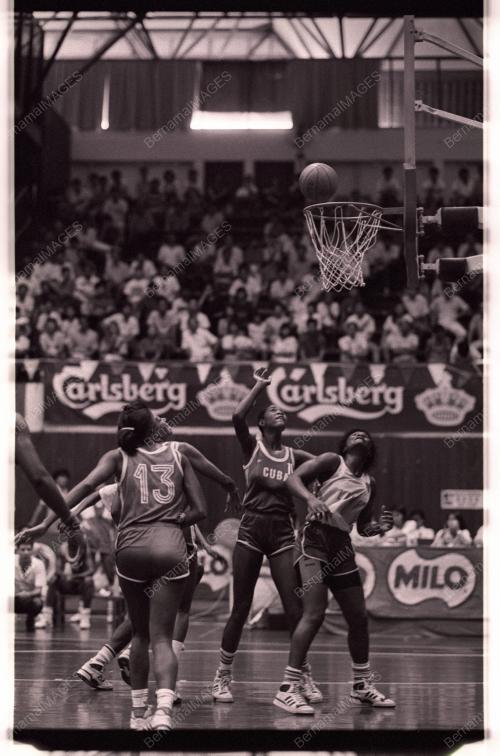 WOMEN BASKETBALL