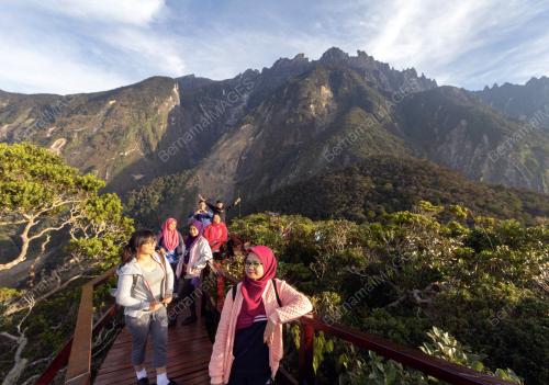SB02_14082019_PELANCONGAN