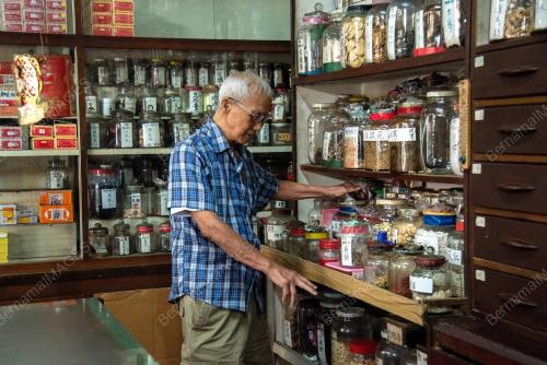 KEDAI UBAT TRADISIONAL CINA
