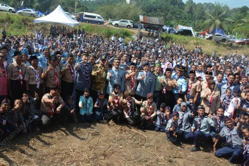 SB02_15032015_PENGAKAP