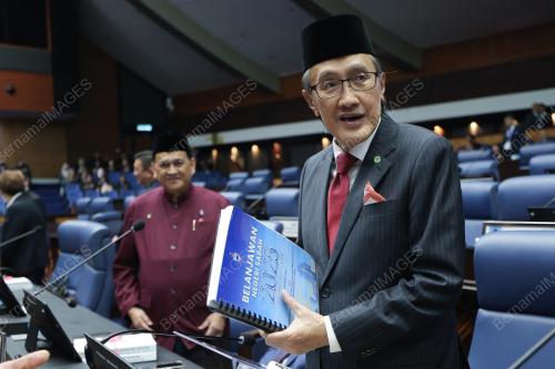 PEMBENTANGAN BAJET SABAH 2025 -DATUK MASIDI MANJUN