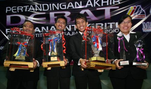 DEBAT PERDANA INTEGRITI
