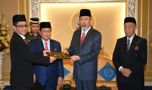 TUN JUHAR MAHIRUDDIN