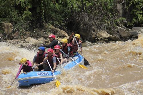 SB02_16052018_WATER_RAFTING