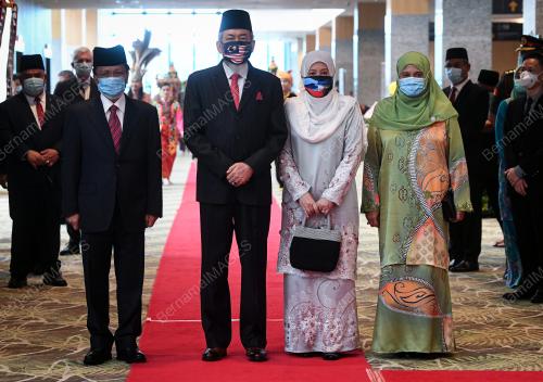 TUN JUHAR MAHIRUDDIN