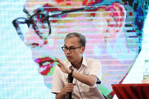 FAHMI FADZIL