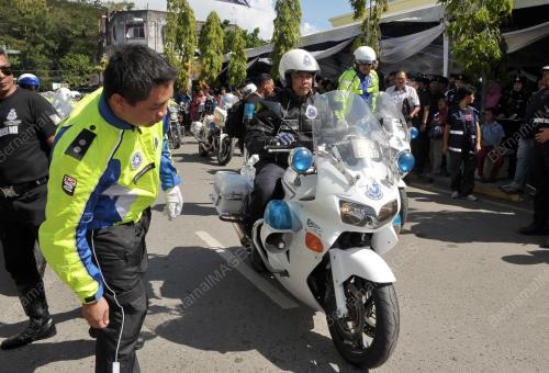 SB02_16112013_POLIS