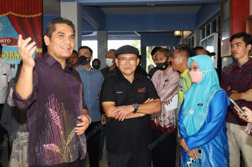 DATUK DR. RADZI JIDIN