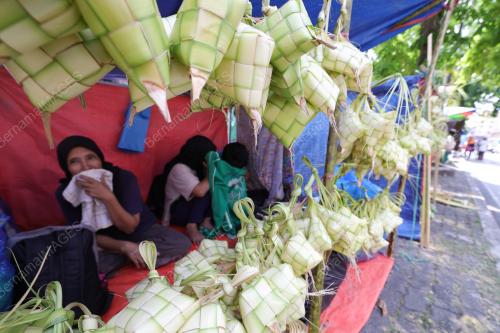 PERSIAPAN HARI RAYA