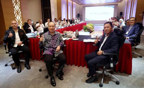 DATUK SERI HAJIJI NOOR