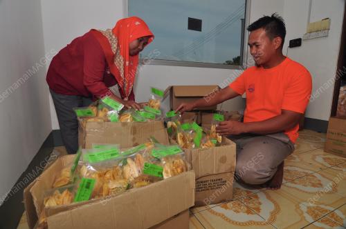 SB02_18072019_SNEK_PISANG